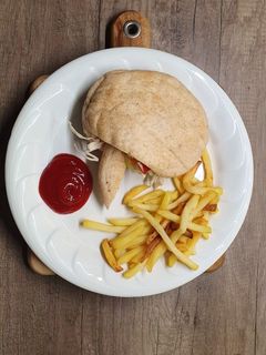 Gyros pitában gluténmentesen recept fotója