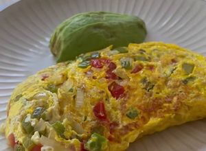 Foto de Omelete com Pimentos e Cebola