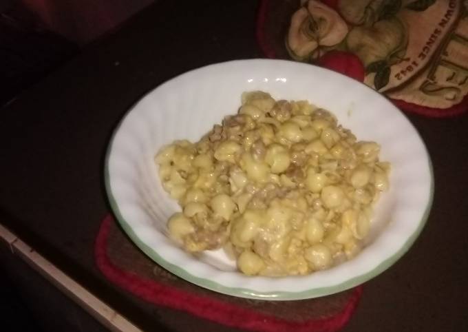 Shells and cheese with meat Recipe