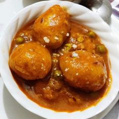 A picture of #নিরামিষ আলুর দম.