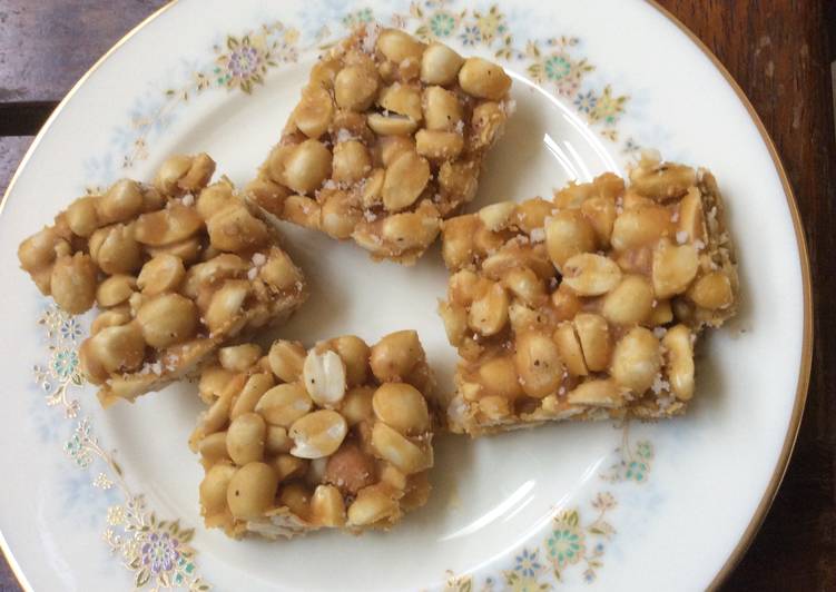 Peanut Brittle/Chikki using jaggery