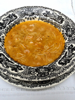 Una foto de Sopa de gambas