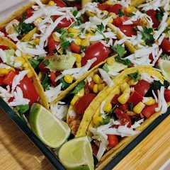 ,,Tacosy meksykańskie z warzywami i serem kozim,,-レシピのメイン写真