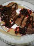 Hotcakes sabor chocolate de Mickey Mouse 🥞🍯🍫🍓🧈