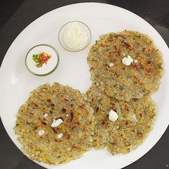 Sabudana Batata Thalipeeth for Vrat A picture of Sabudana Batata Thalipeeth for Vrat.