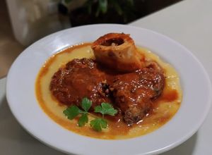 Foto de Polenta Cremosa com Ossobuco
