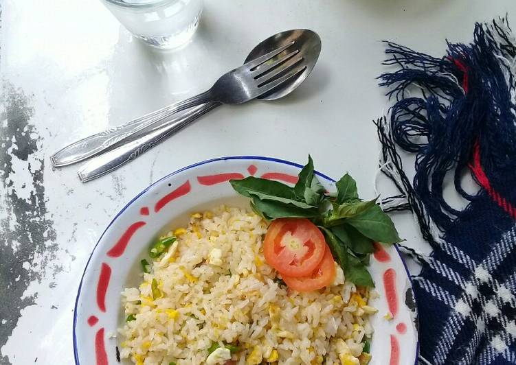 Cara memasak Nasi goreng cabe rawit hijau yang enak
