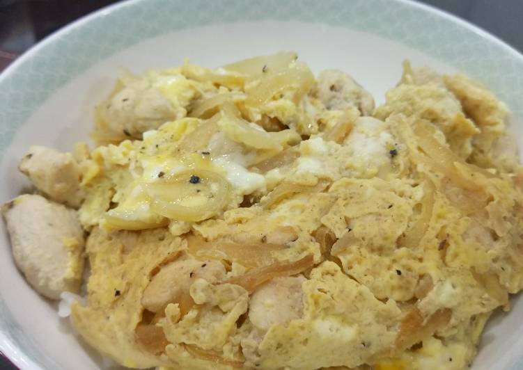 Oyakodon (Nasi Ayam Telur)