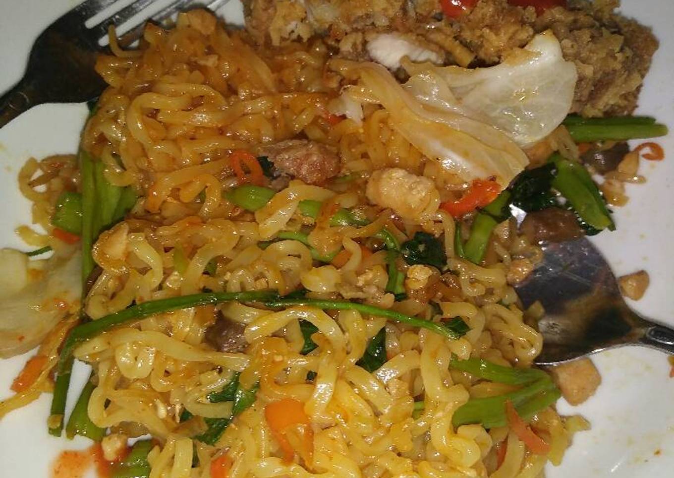 Bakmi mewah chicken + sayur