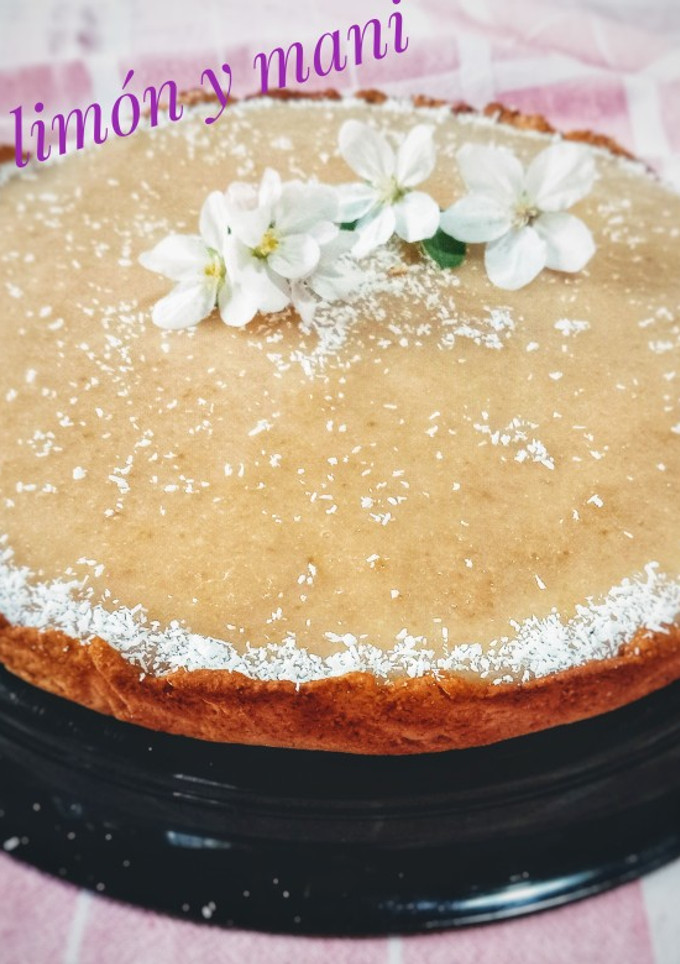 Una foto de Tarta de limón, maní y miel / Crostrata di limone ed aráchidi