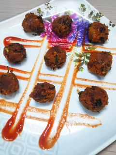 चना दाल पकौड़े (chana dal pakode recipe in Hindi) रेसिपी मुख्य फोटो