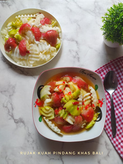 Foto resep Rujak Kuah Pindang Khas Bali