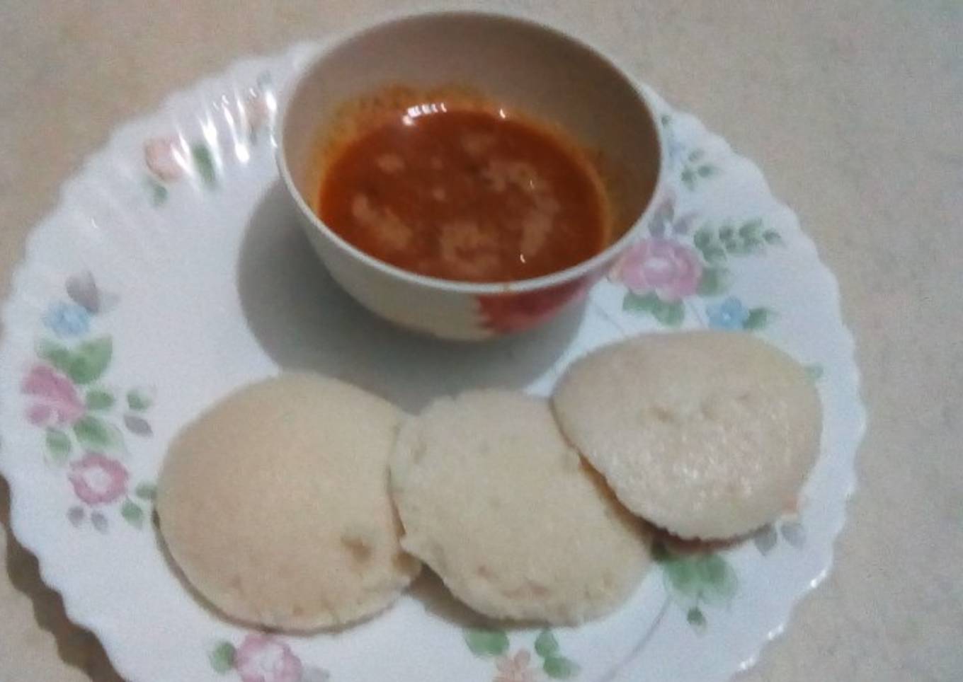 Idly with podi