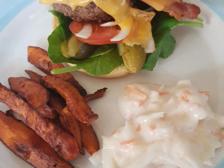 Easy Steps to Make Homemade cheese burger with sweet potato chips the Can Spoil the Tongue Tasty