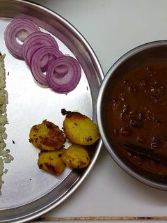 राजमा मसाला और जीरा राइस(rajma masala aur jeera rice recipe in hindi) रेसिपी मुख्य फोटो