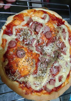 Foto resep Homemade Pizza Super Empuk