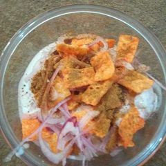 A picture of Tikit papri chaat.