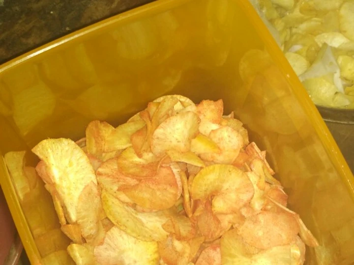 Cara Gampang Membikin Resep Keripik singkong gurih yang Uenak Anti Ribet, Lezat