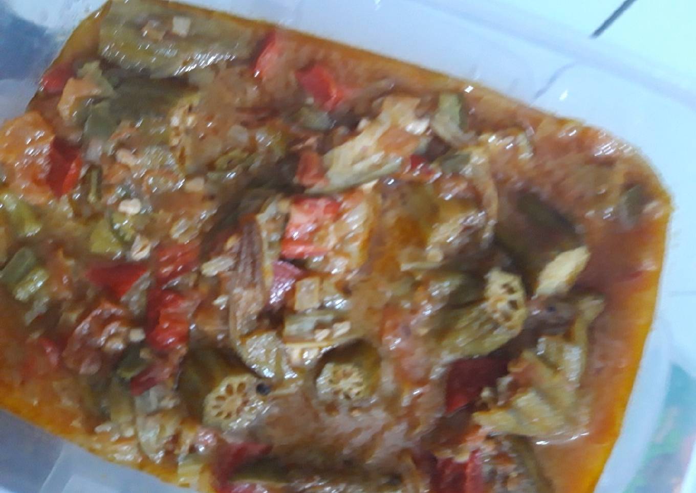 Okra with peppers
