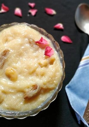 সিমাই এর পায়েস (vermicelli kheer recipe in Bengali) রেসিপির প্রধান ছবি