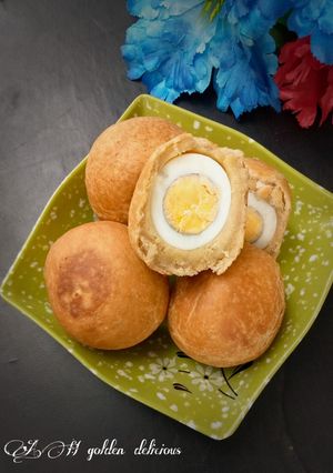 A picture of Egg Buns/roll.