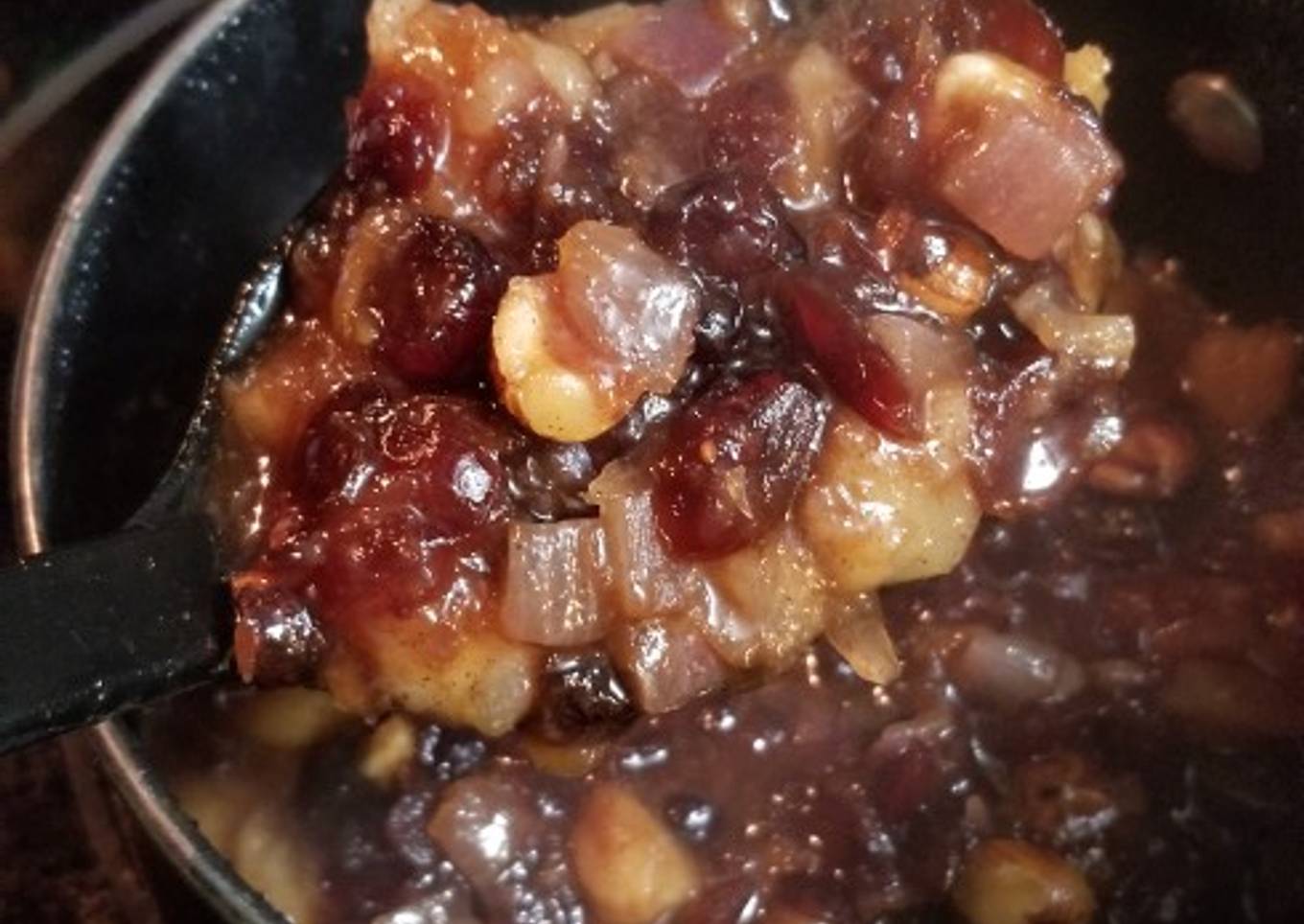 Apple Hazelnut Cranberry Sauce