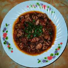 A picture of Cumi pedas asam manis.