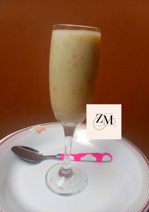 Kunun madara (milky plomb) ainihin hoton girkin