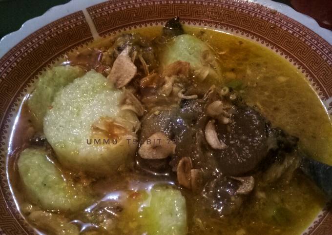 Resep Lontong Kikil Surabaya Oleh Tata Ummu Tsabit - Cookpad