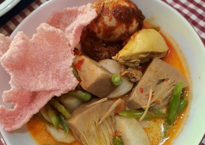 Standar Resep enak membuat Lontong sayur padang yang sesuai selera