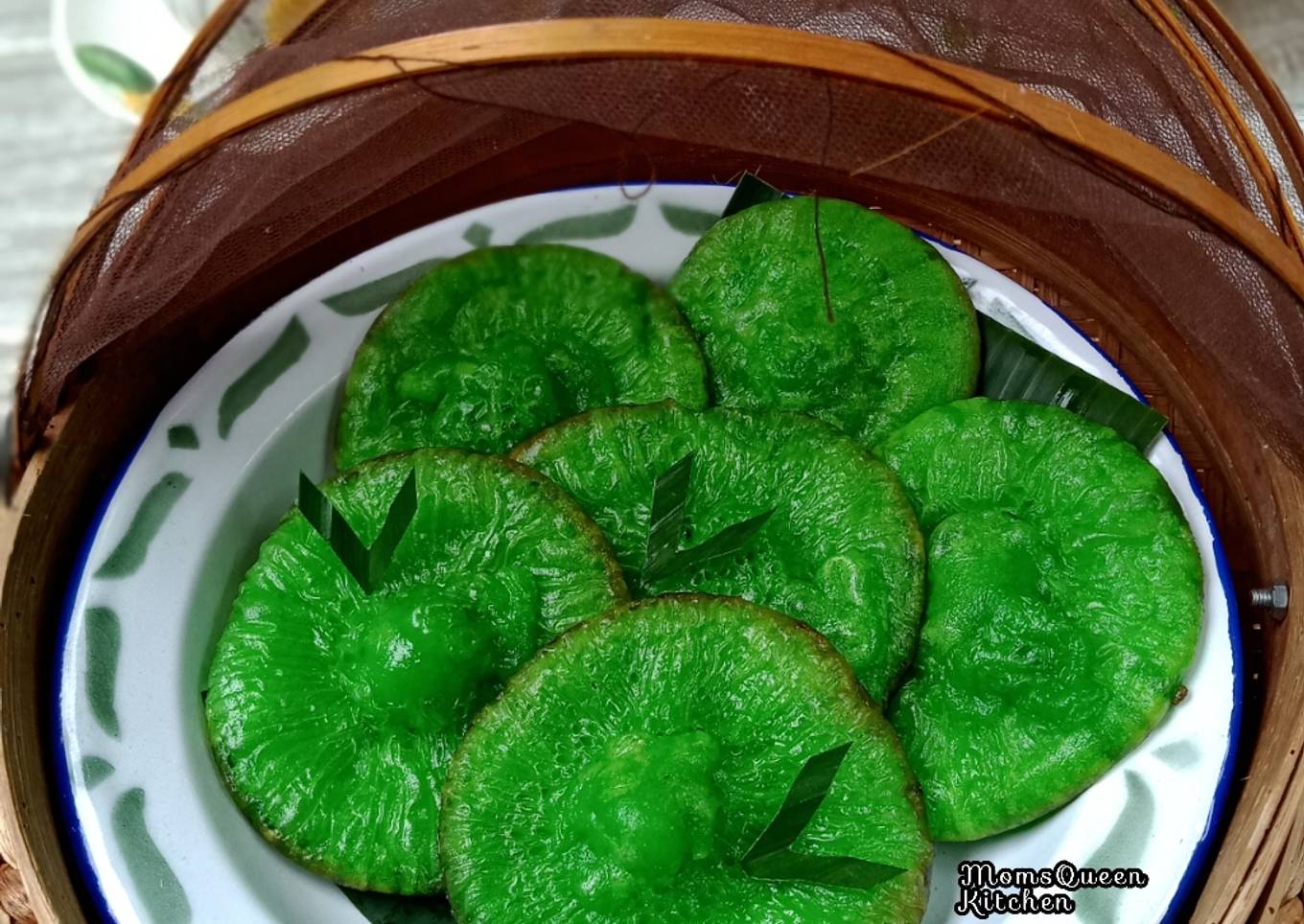 Kue Cucur Pandan