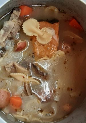 Una foto de Sopa Rápida de Huesos Carnudos
