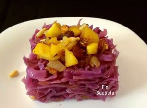 Foto principal de Lombarda salteada con piñones pasas y manzana