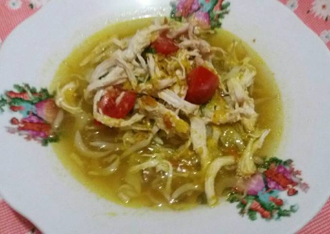 Soto ayam kuah bening