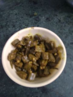 मैगी मसाला भिंडी(Maggi Masala bhindi recipe in hindi) रेसिपी मुख्य फोटो