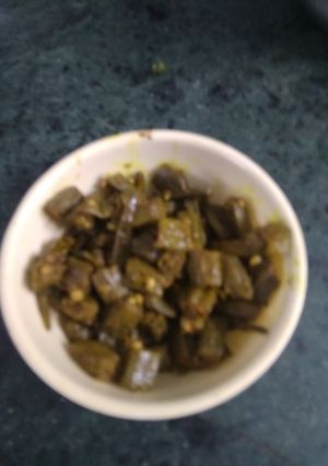 मैगी मसाला भिंडी(Maggi Masala bhindi recipe in hindi) रेसिपी मुख्य फोटो