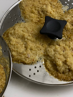 A picture of Cabbage idli.
