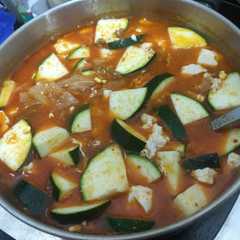 รูปของ Kimchi Subdubu Jjigae