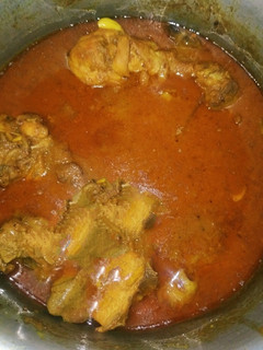 चिकन करी (chicken curry recipe in Hindi) रेसिपी मुख्य फोटो