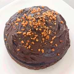 Moist chocolate cake রেসিপির প্রধান ছবি