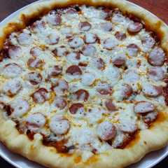 รูปของ Pizza teflon sederhana empuk tanpa telur 😁