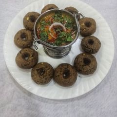 A picture of Bajre Ka dhokla.