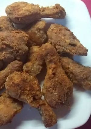 Una foto de Pollo a la Broaster 🍗