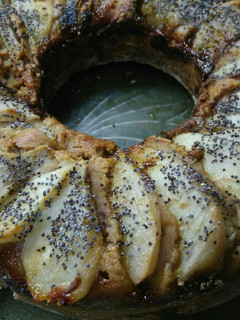 Una foto de Torta integral de peras fácil y económica🍐