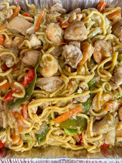 A picture of Pancit Canton Guisado.