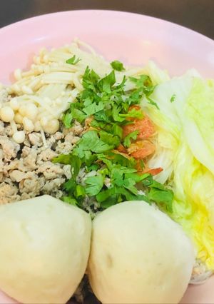 รูปของ ก๋วยเตี๋ยวหมูสับ ลูกชิ้นปลา100%