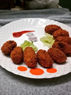 মোচার কাটলেট বা চপ (Mochar cutlet ba chop recipe in bengali) রেসিপির প্রধান ছবি