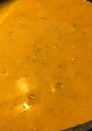 Une photo de Soupe de potimarron aux navets tomates et citron confit