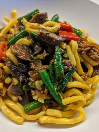 Easy Ways Prepare Recipes Egg Noodle Stir-Fry with Homemade Sauce the Delicious Appealing.