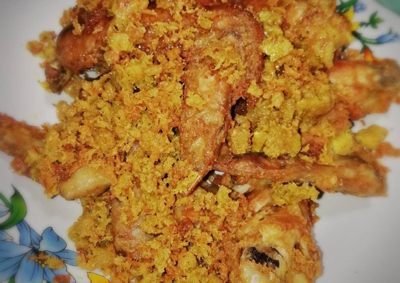 Ayam Goreng Serundeng Ala Masakan Padang